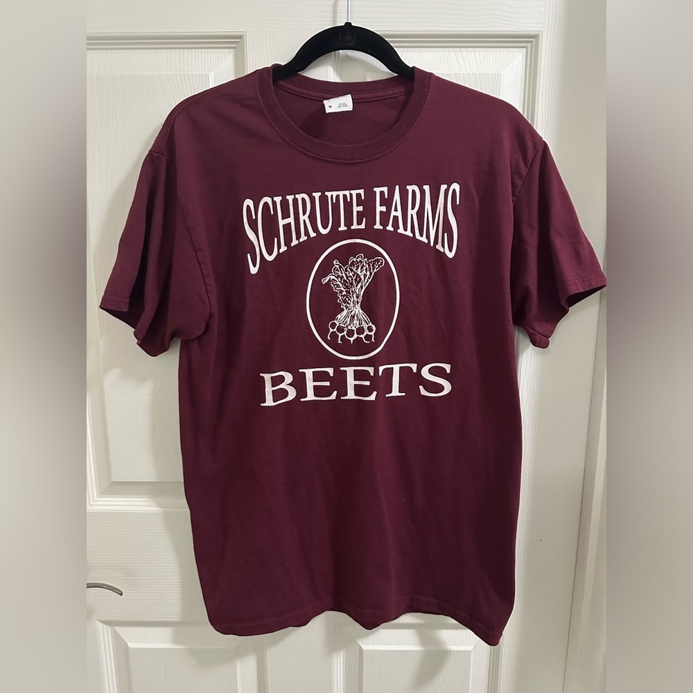 The Office. Schrute Farms Beets T-Shirt Maroon color a unisex size Medium